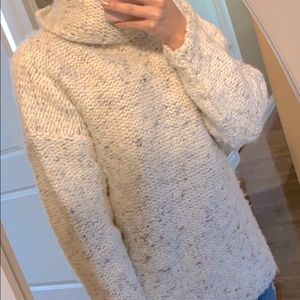 Beautiful thick warm turtleneck sweater